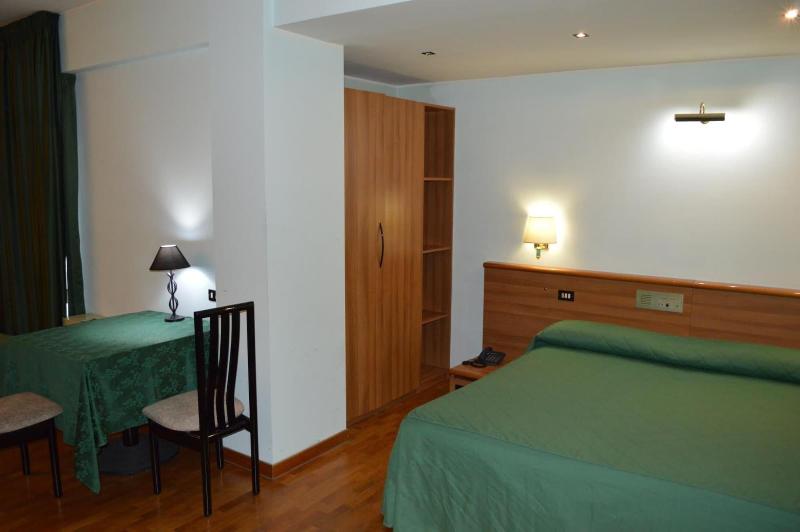 Canadian Hotel - Oda