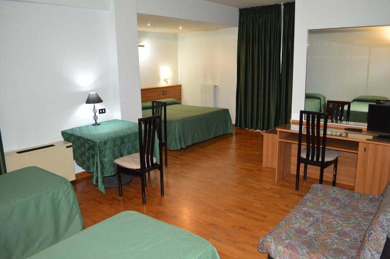 Canadian Hotel - Oda