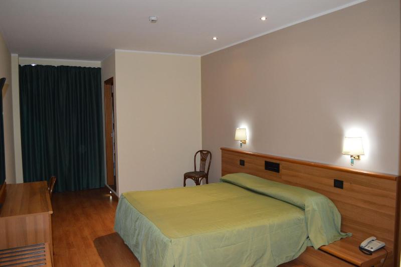 Canadian Hotel - Oda