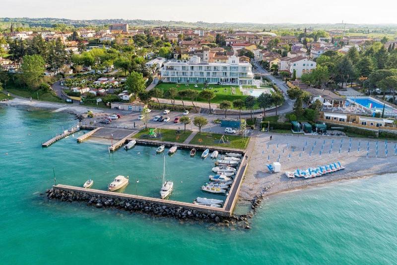 Vision Hotel - Genel