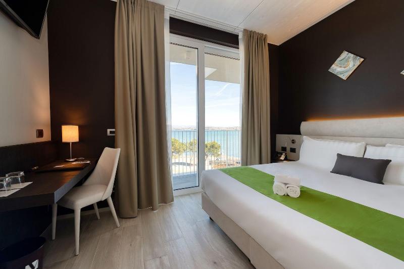 Vision Hotel - Oda