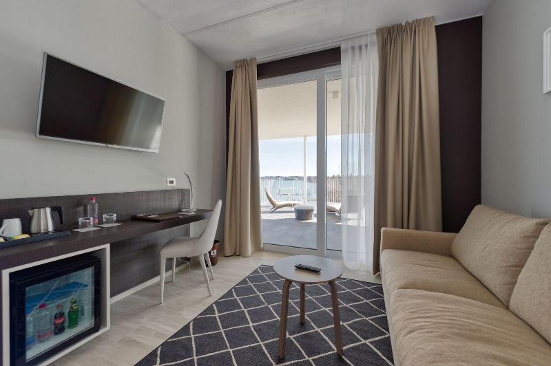 Vision Hotel - Oda