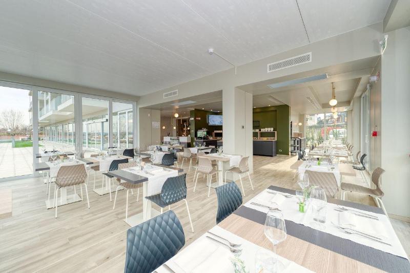 Vision Hotel - Restoran