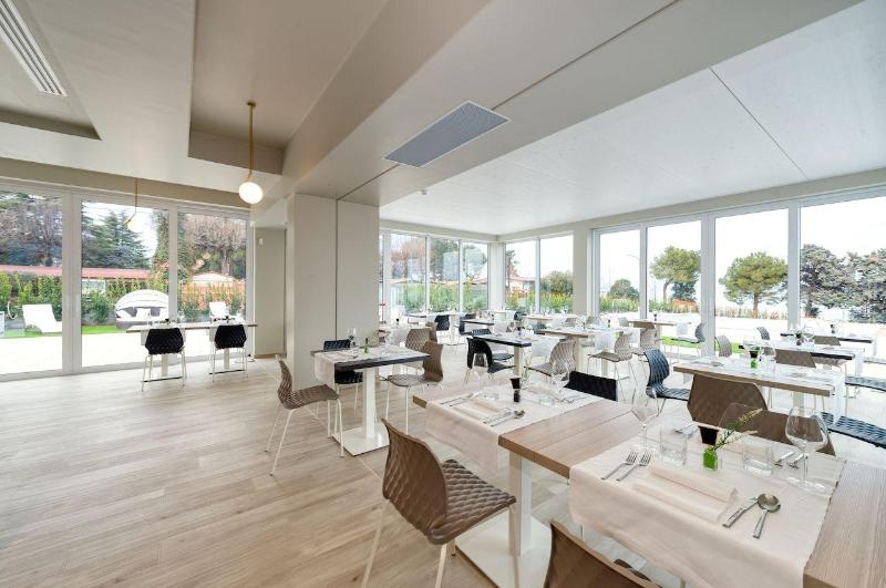 Vision Hotel - Restoran