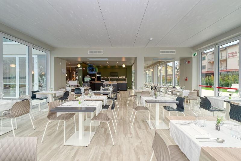 Vision Hotel - Restoran