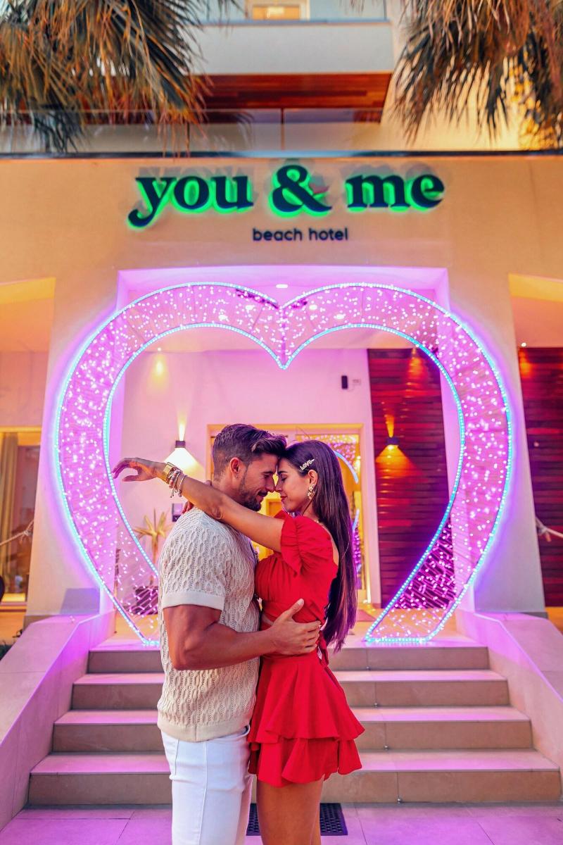 You & Me Beach Hotel - Genel