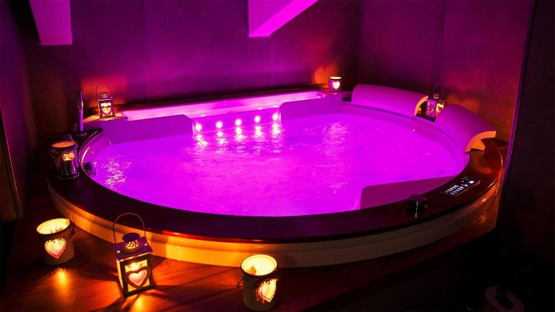 You & Me Beach Hotel - Oda