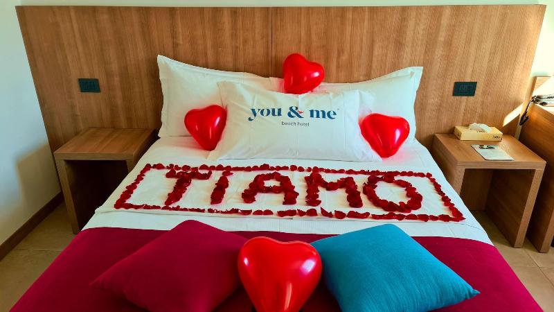 You & Me Beach Hotel - Oda