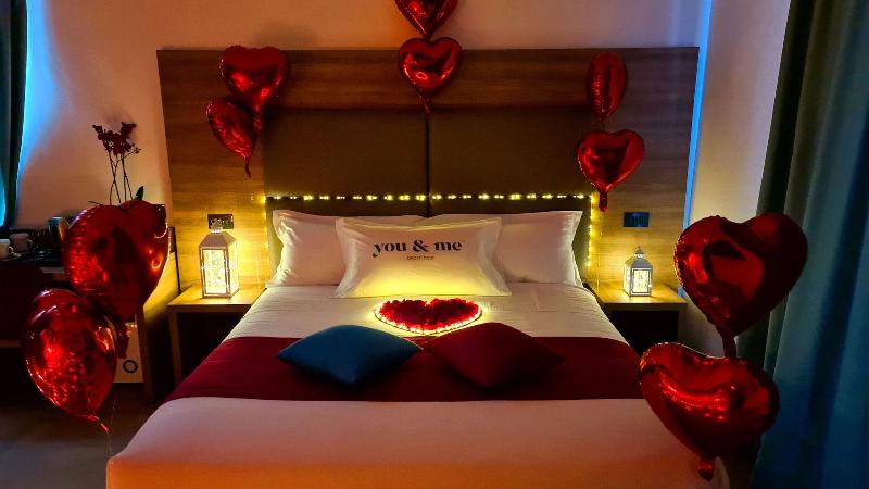 You & Me Beach Hotel - Oda