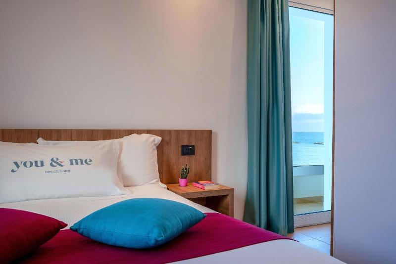You & Me Beach Hotel - Oda