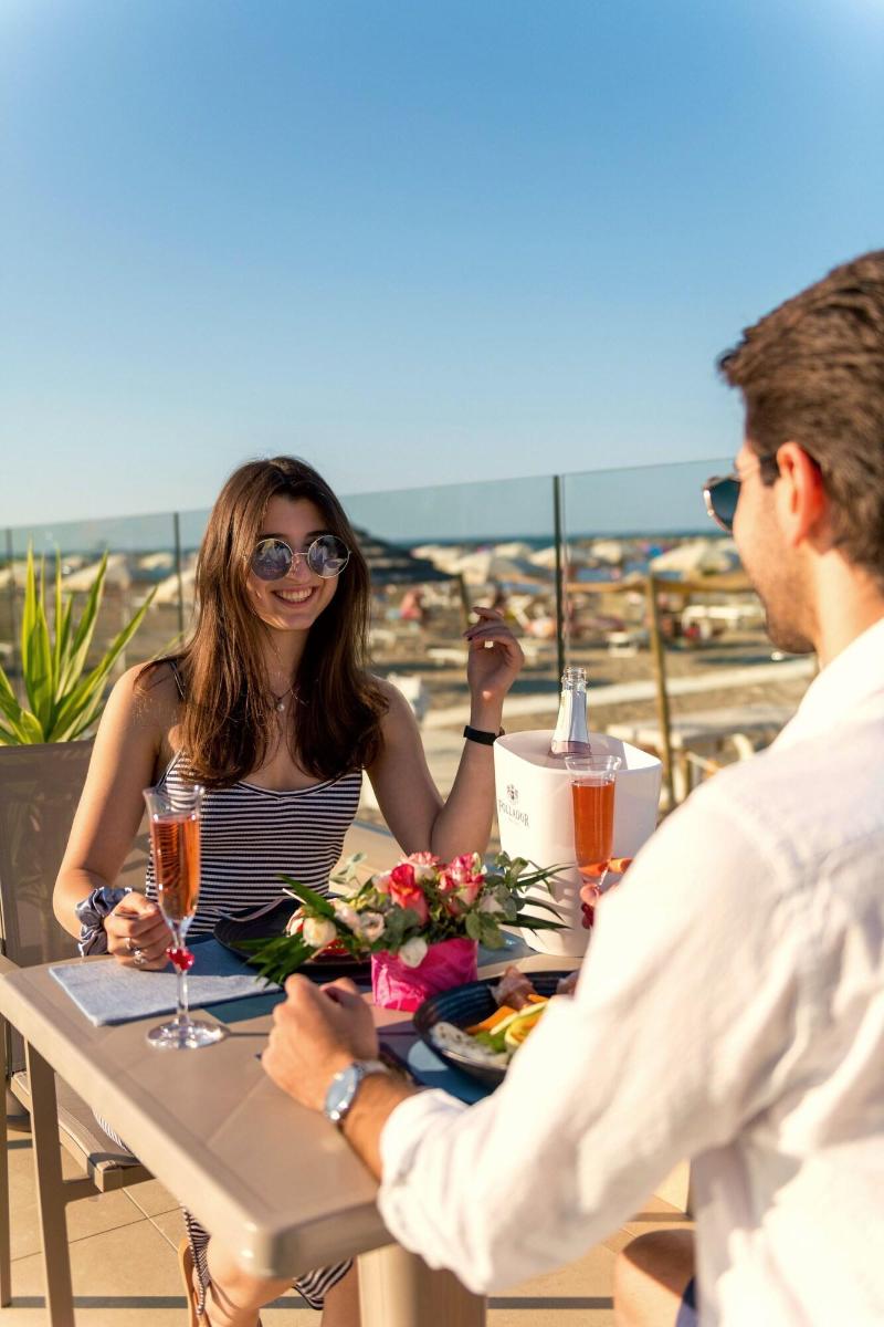 You & Me Beach Hotel - Havuz