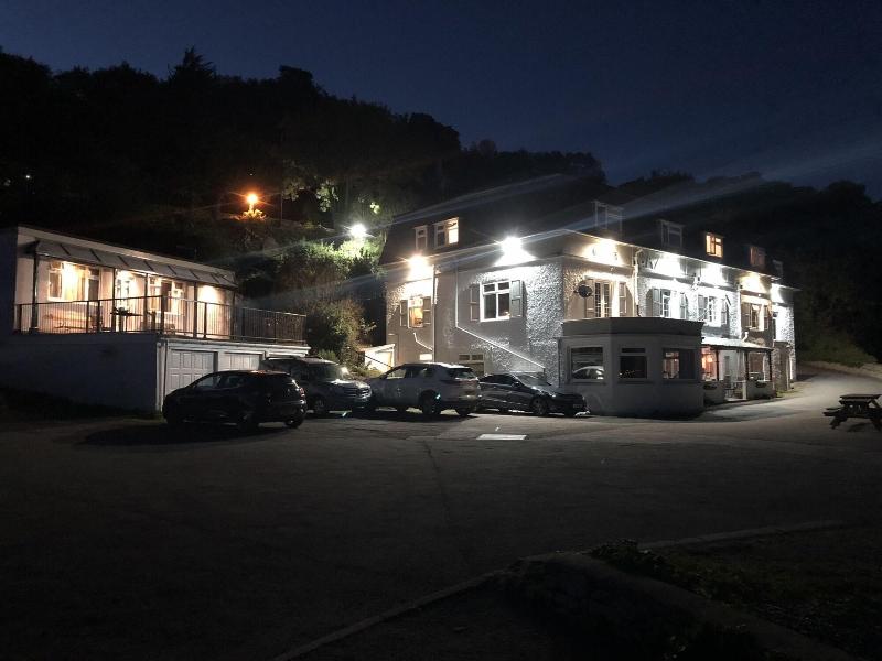 Gazelle Hotel - Genel