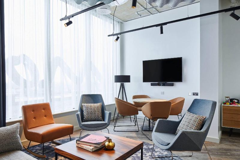Residence Inn By Marriott Slough - Toplantı