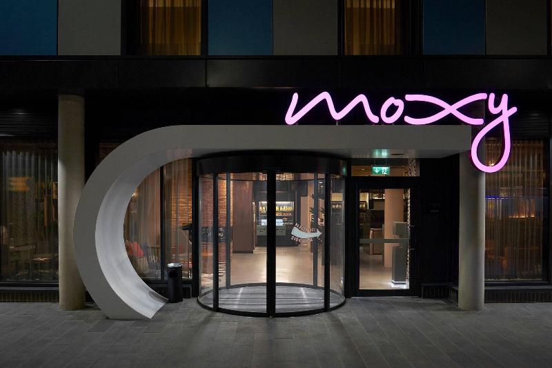 Moxy Slough - Genel