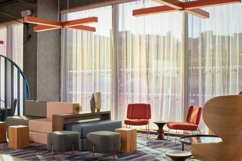Aloft Birmingham Eastside - Lobi