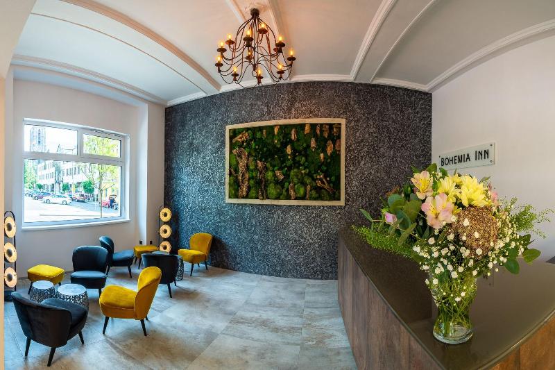 Bohemia Inn Hotel - Bar
