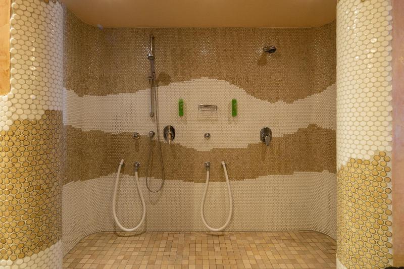 SL'otel im Parforcehaus - Aktivite