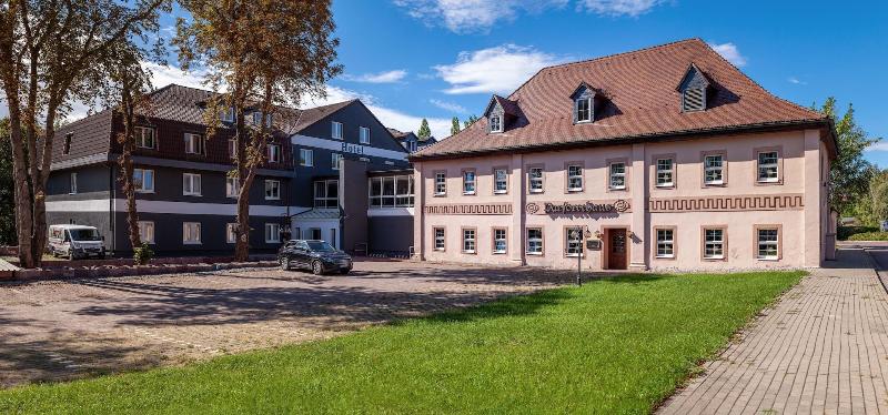 SL'otel im Parforcehaus - Genel