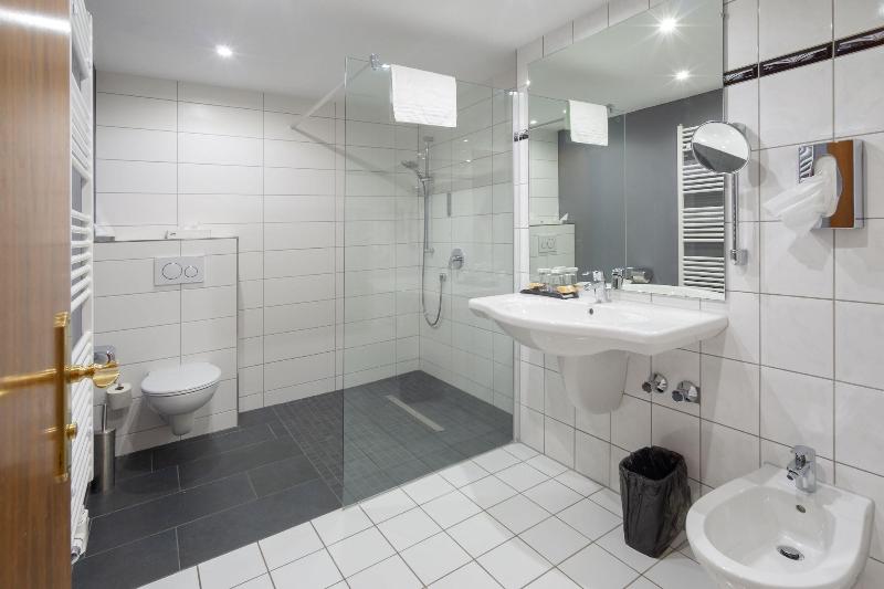 SL'otel im Parforcehaus - Oda