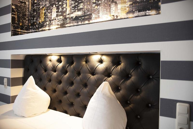 SL'otel im Parforcehaus - Oda