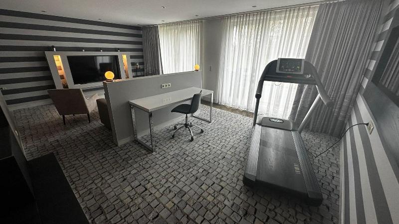 SL'otel im Parforcehaus - Oda