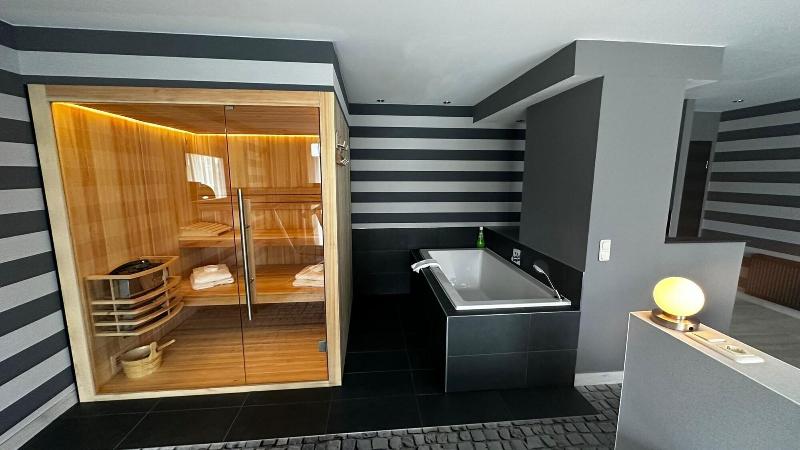 SL'otel im Parforcehaus - Oda