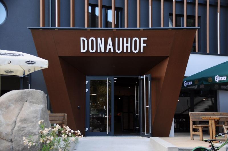 DONAUHOF HOTEL trinken.essen. schlafen - Genel