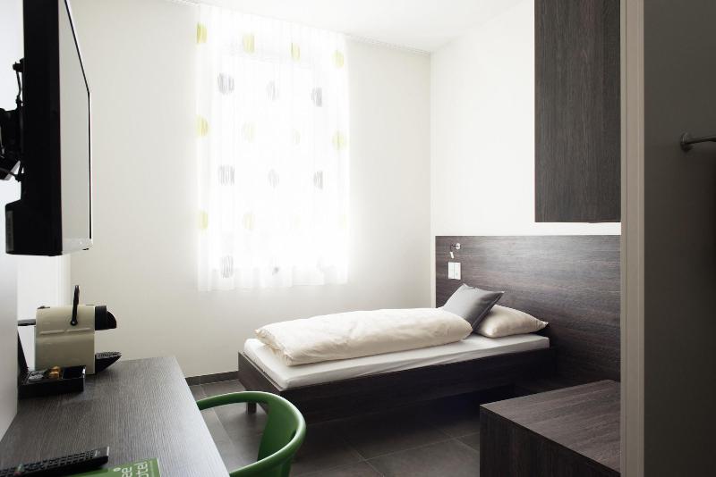 Eee Hotel Traun - Oda