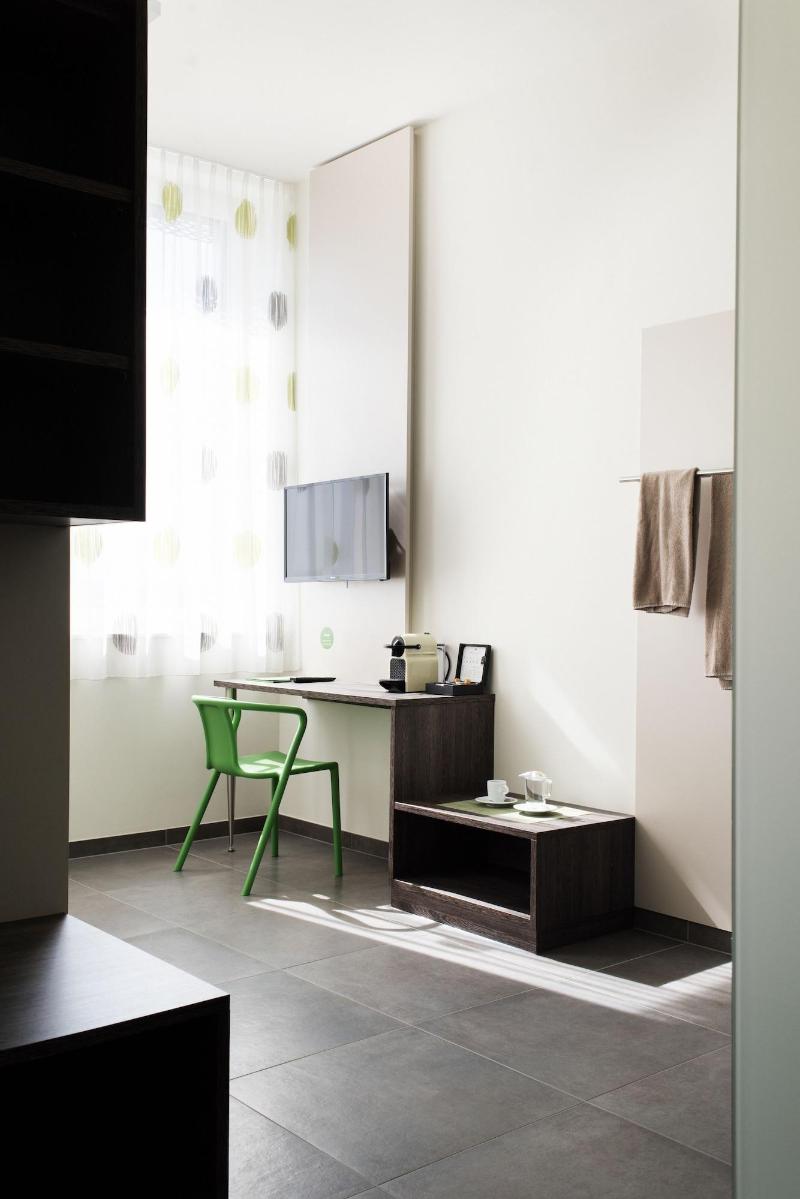 Eee Hotel Traun - Oda