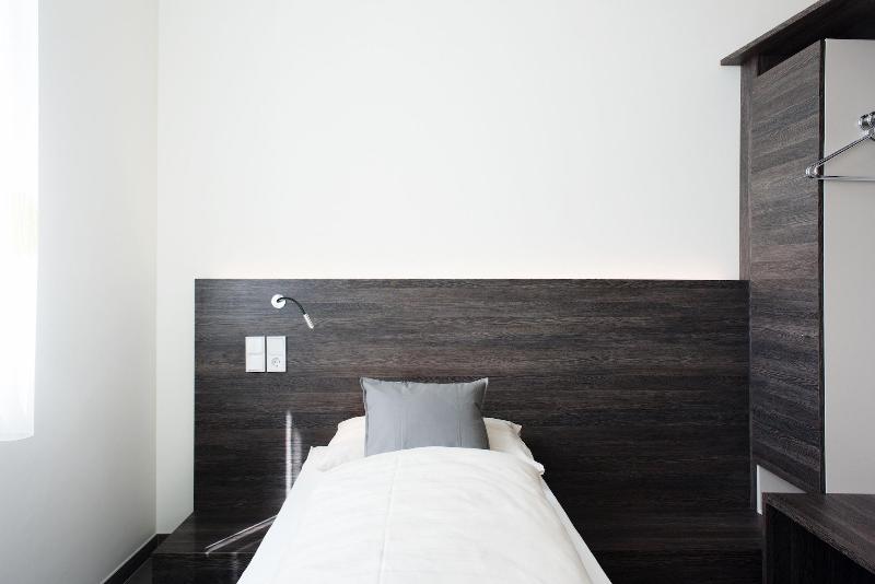 Eee Hotel Traun - Oda