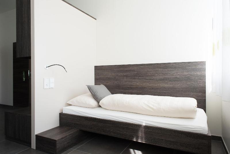 Eee Hotel Traun - Oda