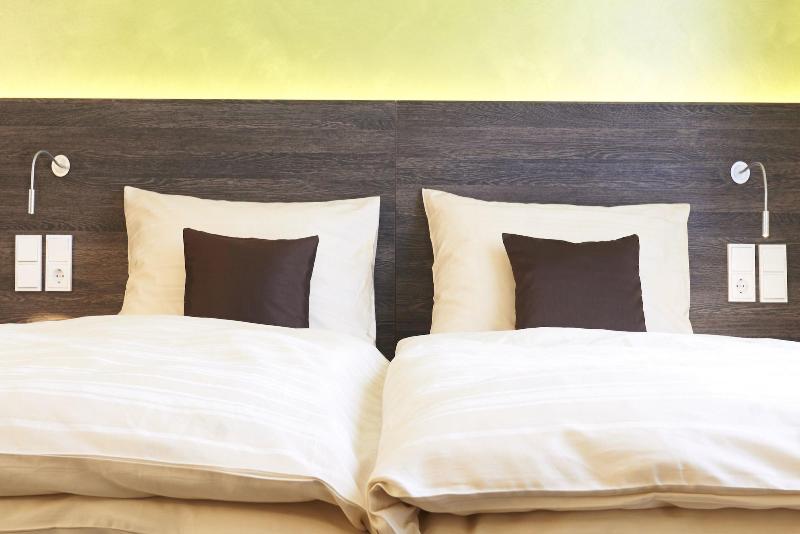 Eee Hotel Traun - Oda
