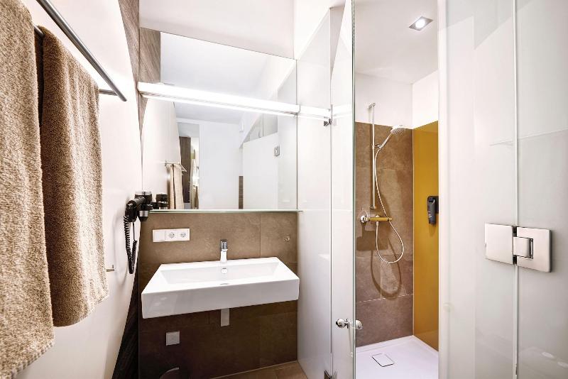 Eee Hotel Traun - Oda