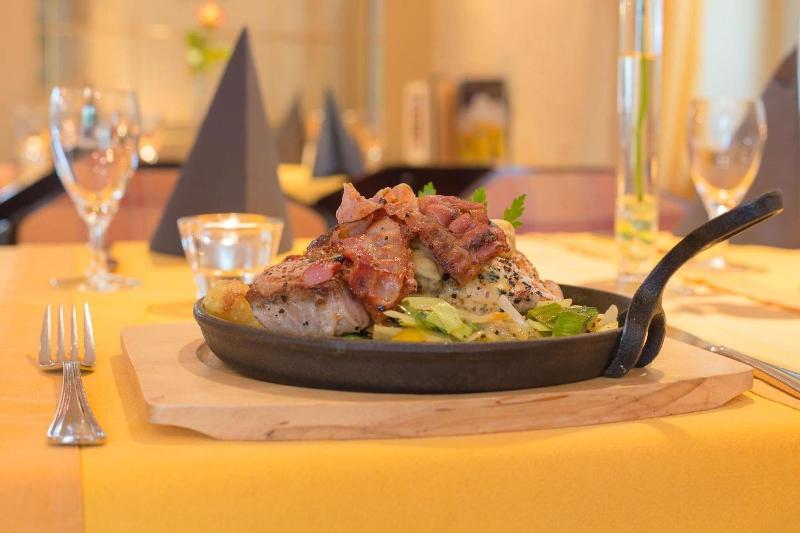 Siegboot - Restoran