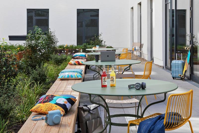 Moxy Hamburg City - Genel