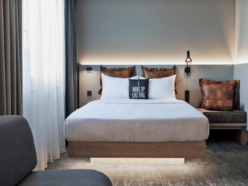 Moxy Hamburg City - Oda