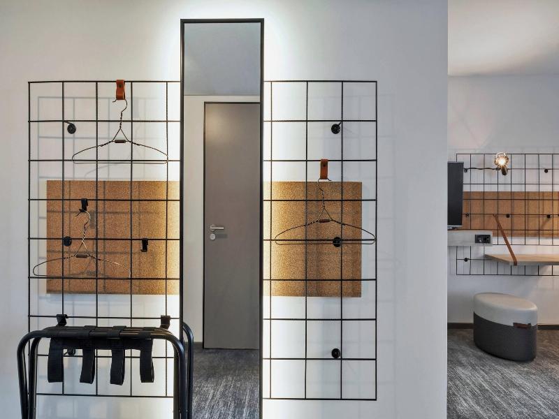 Moxy Hamburg City - Oda