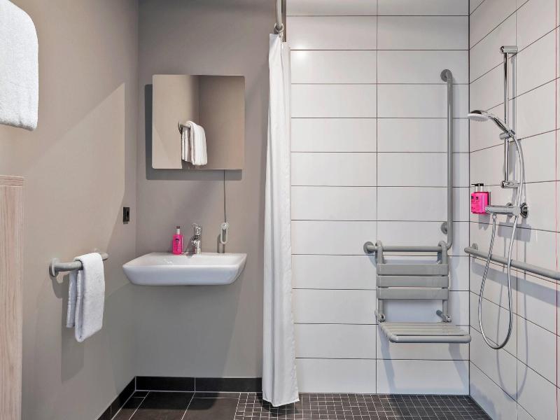 Moxy Hamburg City - Oda
