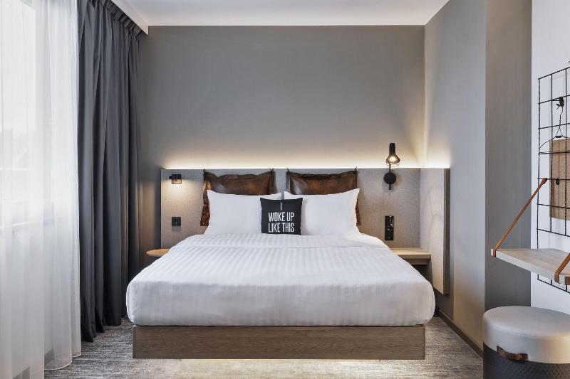 Moxy Hamburg City - Oda