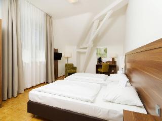 Bildungshaus St. Bernhard-Wohnen & Tagen Rastatt fotoÄŸrafÄ±