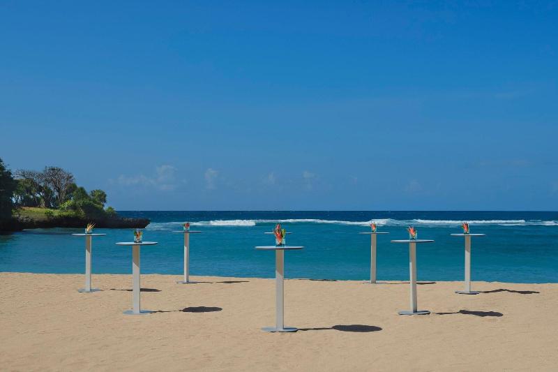 Renaissance Bali Nusa Dua Resort - Plaj