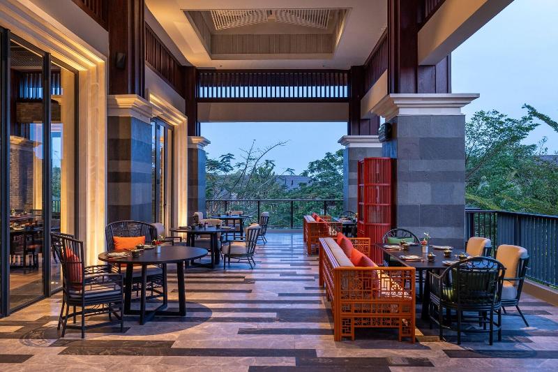 Renaissance Bali Nusa Dua Resort - Restoran