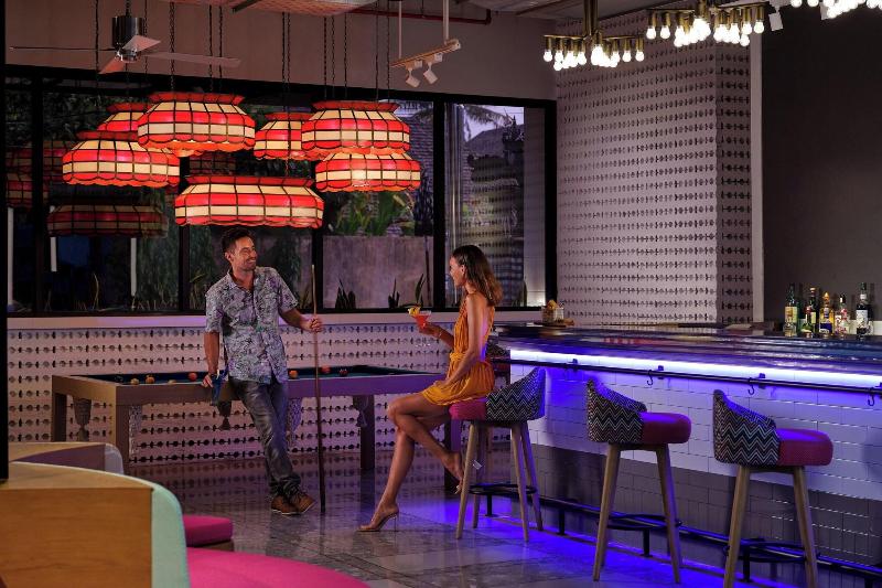 Aloft Bali Seminyak - Bar