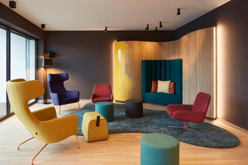 Hotel Im Leskanpark - Lobi