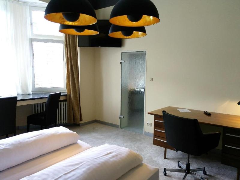 Wasserturm Hotel - Oda