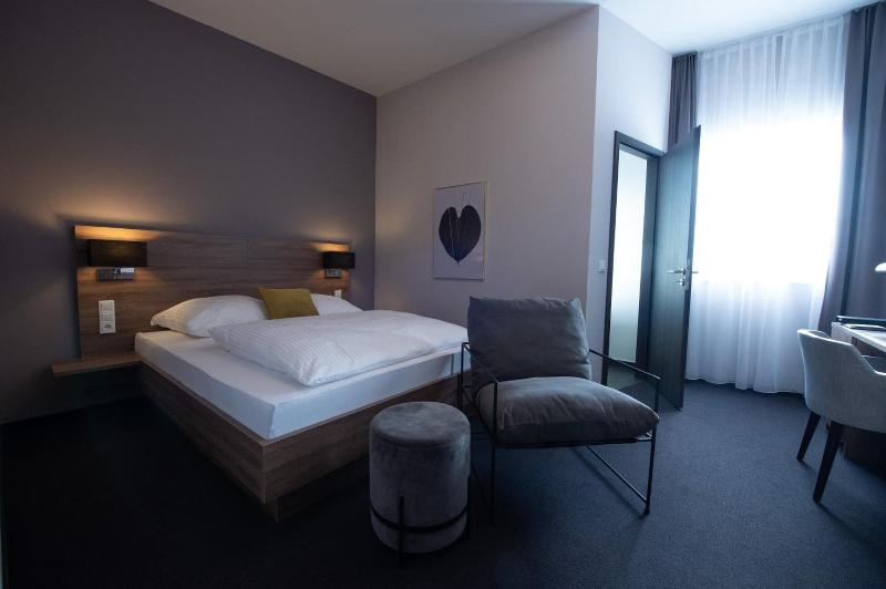 V Boutique Hotel - Oda