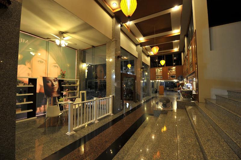 Phayao Northern Lake Hotel by ZUZU - Genel