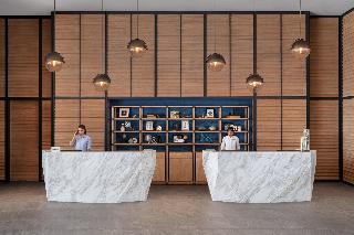 Four Points By Sheraton Phuket Patong Beach Resort fotoÄŸrafÄ±