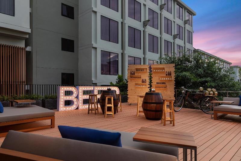 Four Points By Sheraton Phuket Patong Beach Resort - Toplantı