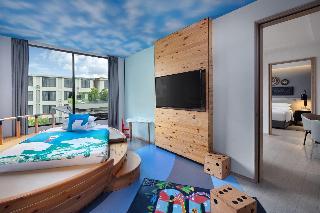 Four Points By Sheraton Phuket Patong Beach Resort fotoÄŸrafÄ±
